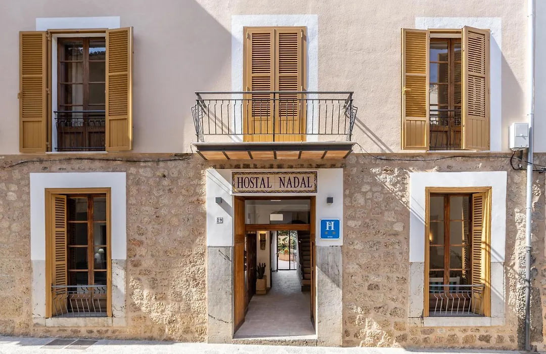 Hostal Nadal-1